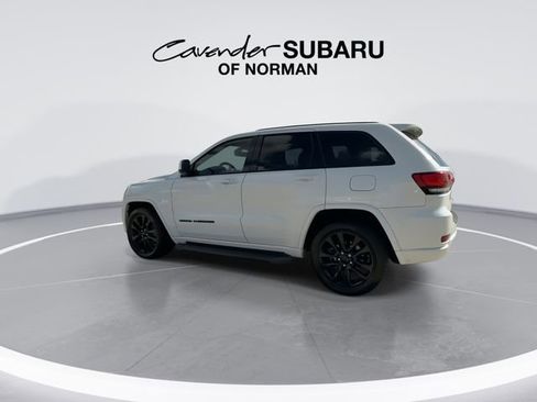 Used 2019 Jeep Grand Cherokee Altitude RWD image 6
