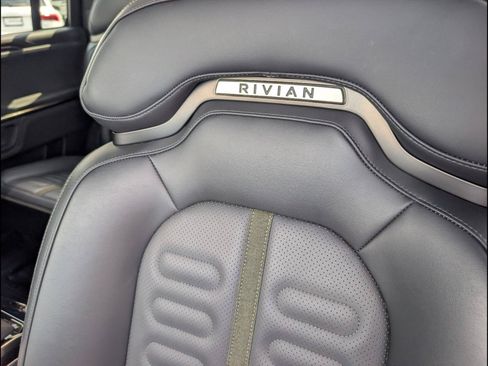 Used 2024 Rivian R1S Launch Edition Quad AWD/4WD image 18