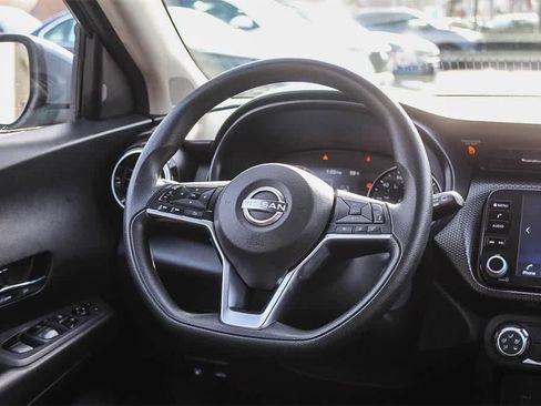 Used 2024 Nissan Kicks SV image 19