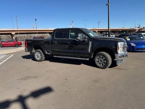 Used 2024 Ford F250 XLT AWD/4WD image 27