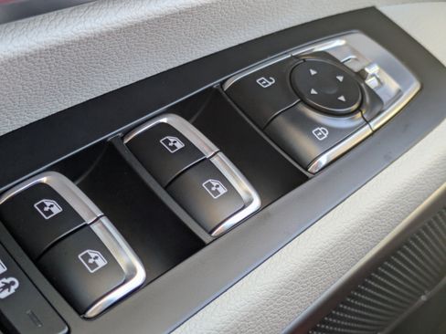 New 2025 Kia Telluride S image 29