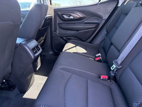 Used 2024 GMC Terrain SLE image 26