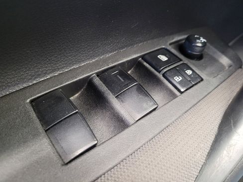 Used 2022 Toyota Corolla LE FWD image 27