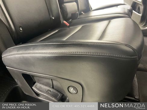 Used 2020 Kia Telluride S w/ S 8 Passenger Seating Package AWD/4WD image 32