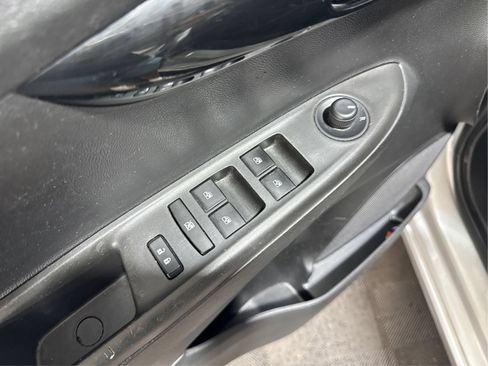 Used 2021 Chevrolet Spark LT FWD image 30