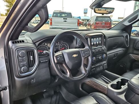 Used 2019 Chevrolet Silverado 1500 High Country w/ High Country Premium Package AWD/4WD image 10