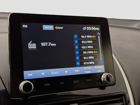 Used 2024 Mitsubishi Eclipse Cross SE image 16