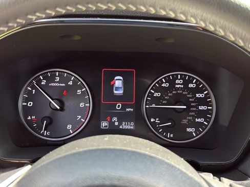 Certified 2025 Subaru Legacy Premium AWD/4WD image 16