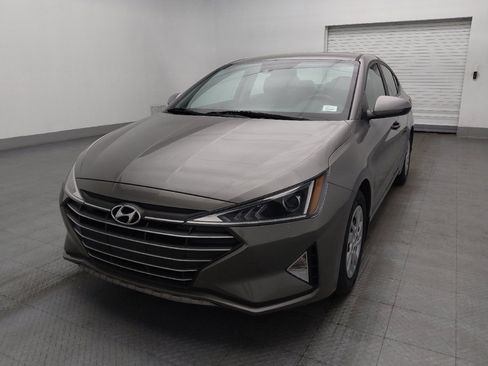 Used 2020 Hyundai Elantra SE FWD image 15