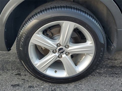 Used 2017 Lincoln MKC Premiere image 5