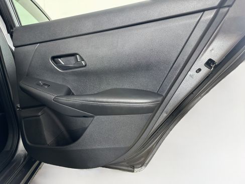 Used 2025 Nissan Sentra SV w/ All-Weather Package FWD image 28