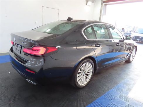 Used 2021 BMW 540i w/ Executive Package image 14