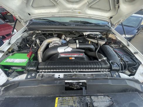 Used 2006 Ford F350 Lariat image 8