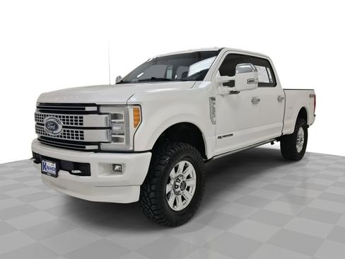 Used 2019 Ford F250 Platinum w/ Platinum Ultimate Package image 1