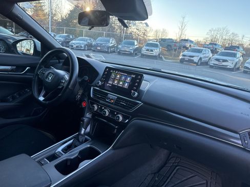 Used 2020 Honda Accord Sport image 14