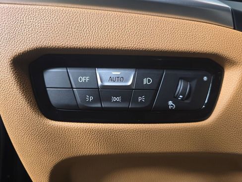 New 2025 BMW 330i xDrive 330i xDrive w/ Premium Package image 26