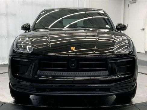 New 2026 Porsche Macan AWD/4WD image 8