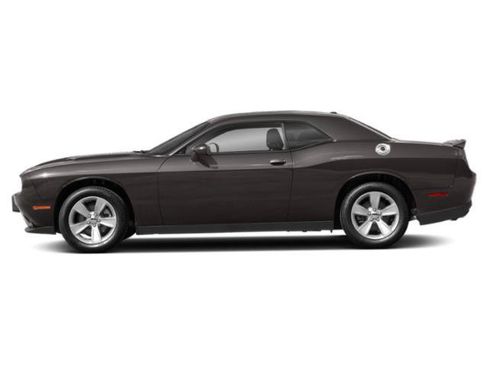 Used 2022 Dodge Challenger SXT w/ Blacktop Package RWD image 3