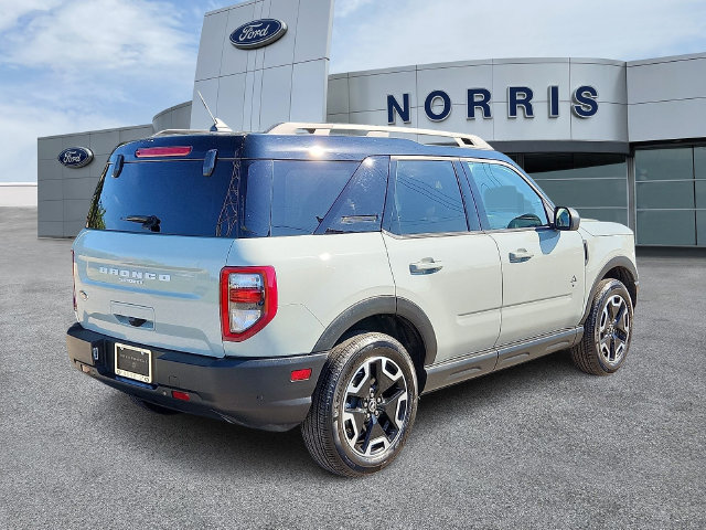 Certified 2024 Ford Bronco Sport Outer Banks w/ Tech Package AWD/4WD image 4