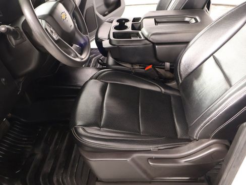 Used 2024 Chevrolet Silverado 2500 W/T w/ WT Convenience Package image 10