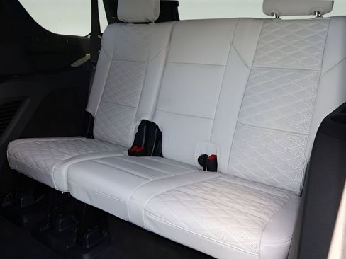 Certified 2025 Cadillac Escalade Sport Platinum image 18