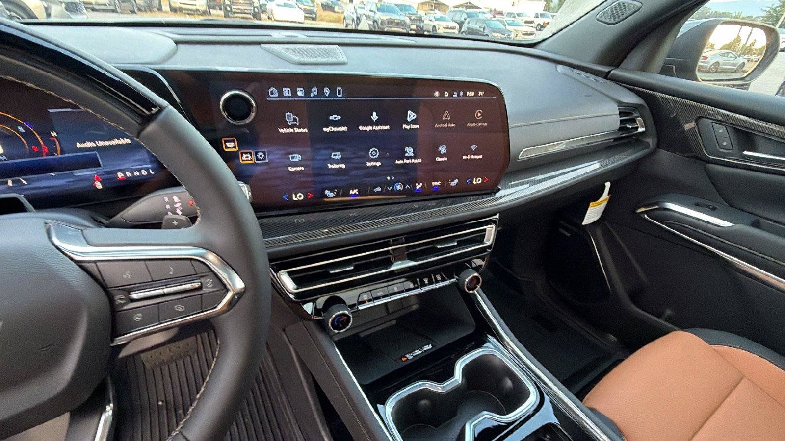 New 2027 Chevrolet Traverse Z71 w/ Enhanced Driving Package AWD/4WD image 6