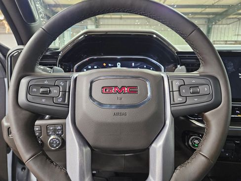 New 2026 GMC Sierra 1500 SLT w/ SLT Convenience Package AWD/4WD image 12