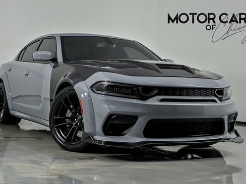 Used 2022 Dodge Charger SRT Hellcat w/ Harman/Kardon Audio Group RWD image 2