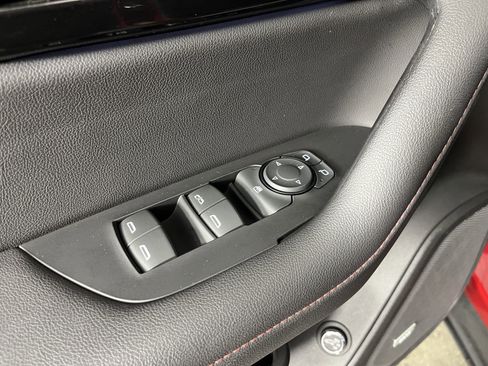 Used 2023 Chevrolet Blazer RS image 18