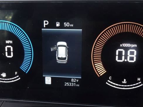 Used 2025 Hyundai Kona SEL FWD image 19