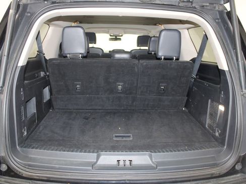 Used 2024 Ford Expedition Max XLT image 16