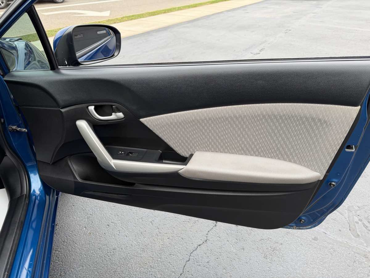 Used 2014 Honda Civic LX image 18