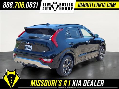 New 2025 Kia Niro SX image 24