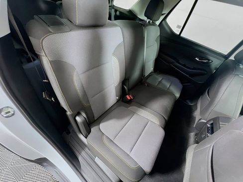 Used 2020 Chevrolet Traverse LS FWD image 26