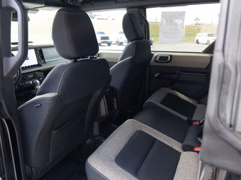 Used 2025 Ford Bronco Big Bend AWD/4WD image 15