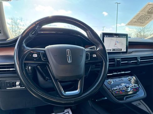 Used 2022 Lincoln Corsair Reserve w/ Equipment Group 201A image 21