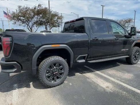 New 2026 GMC Sierra 2500 AT4 w/ AT4 Premium Plus Package image 2