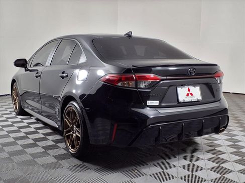 Used 2024 Toyota Corolla Sedan w/ SE Convenience Package image 5