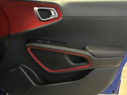 Used 2023 Kia Soul GT-Line w/ GT-Line Technology Package image 25