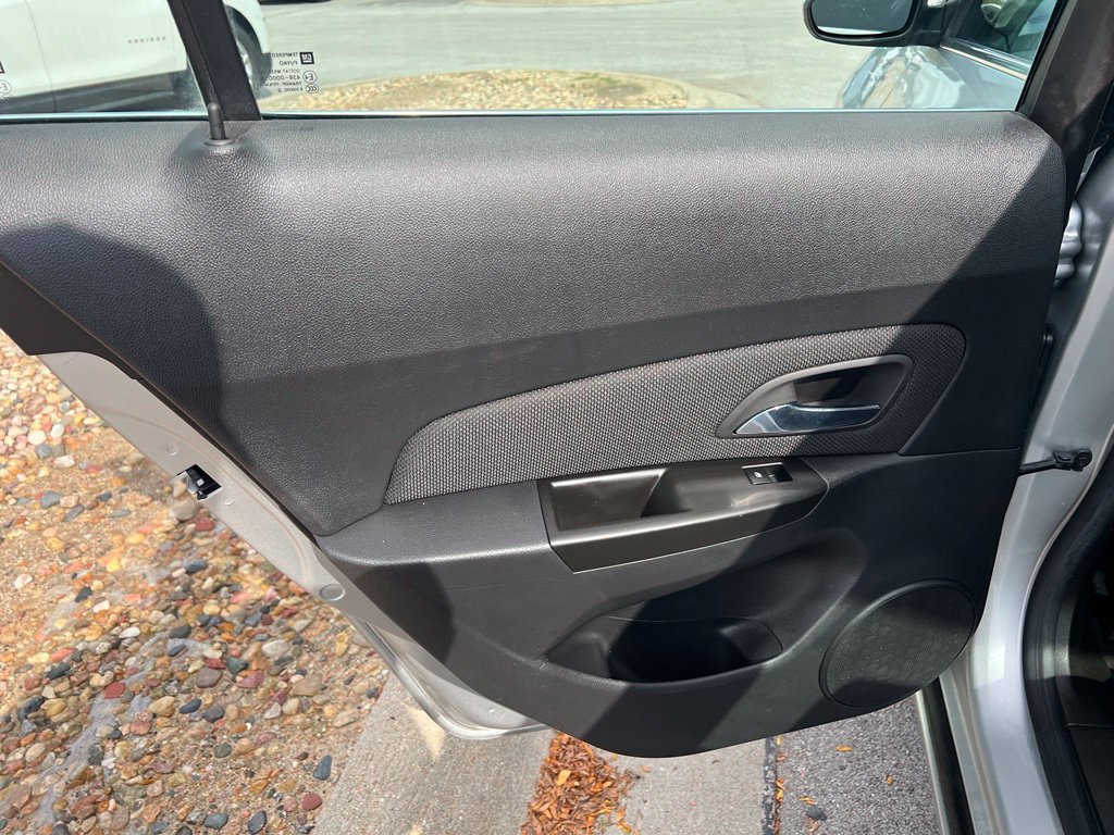 Used 2013 Chevrolet Cruze LT FWD image 19