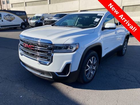 Used 2023 GMC Acadia SLT image 1