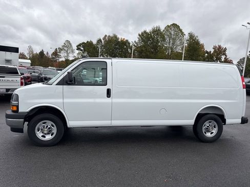 New 2025 Chevrolet Express 3500 Extended w/ Driver Convenience Package image 2