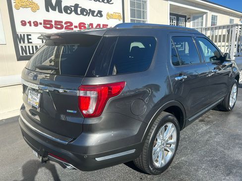 Used 2018 Ford Explorer Limited image 7