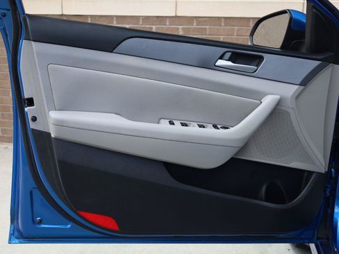 Used 2018 Hyundai Sonata SEL FWD image 12