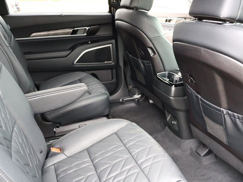 Used 2025 Kia Telluride EX X-Line image 23