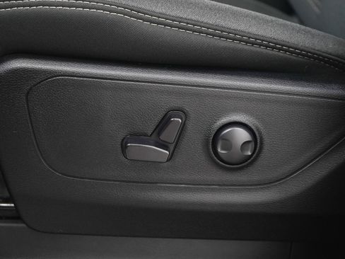 Used 2024 RAM 1500 Big Horn AWD/4WD image 26