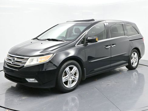 Used 2013 Honda Odyssey Touring image 3