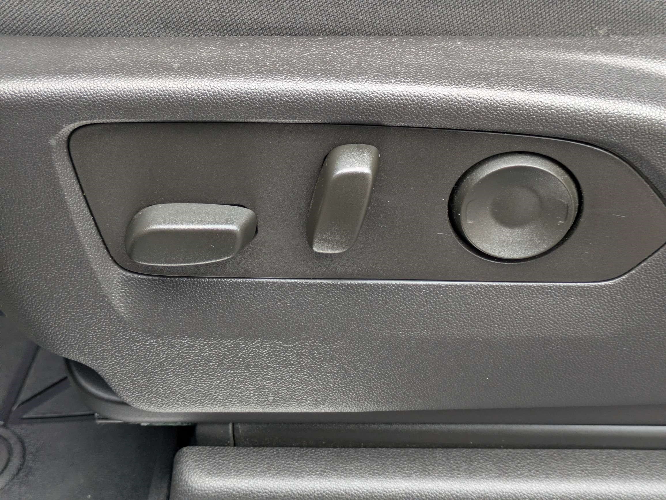 Used 2022 Chevrolet Silverado 1500 RST AWD/4WD image 19