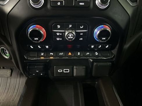 Certified 2021 GMC Sierra 2500 Denali image 17