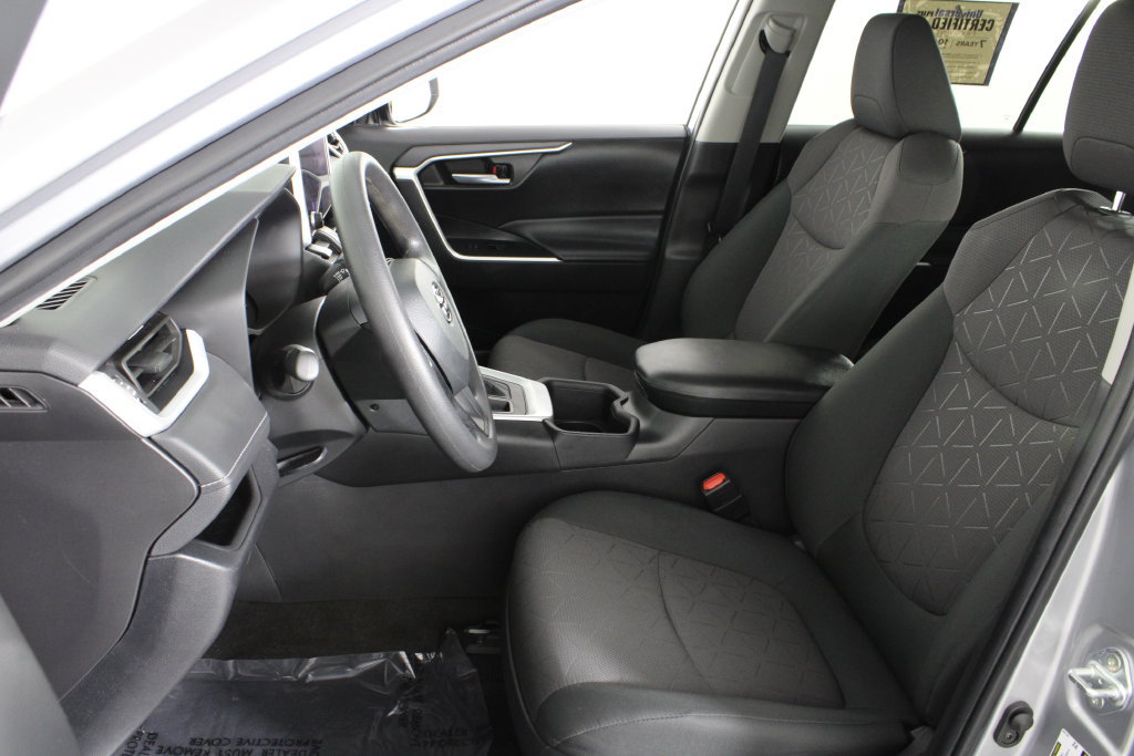 Used 2023 Toyota RAV4 XLE w/ Convenience Package FWD image 19